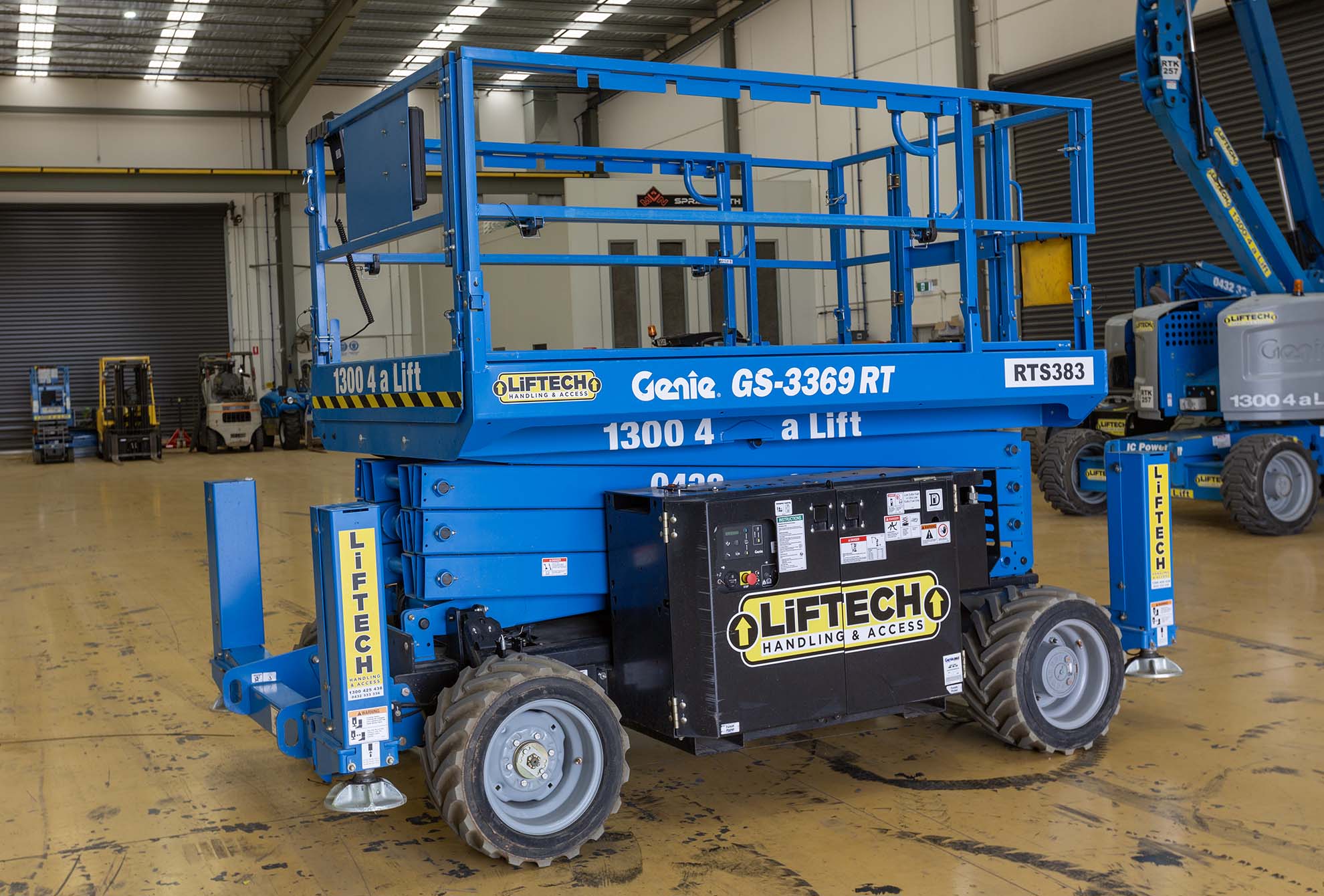 10 Metre Wide Deck Scissor Lift Rental Service