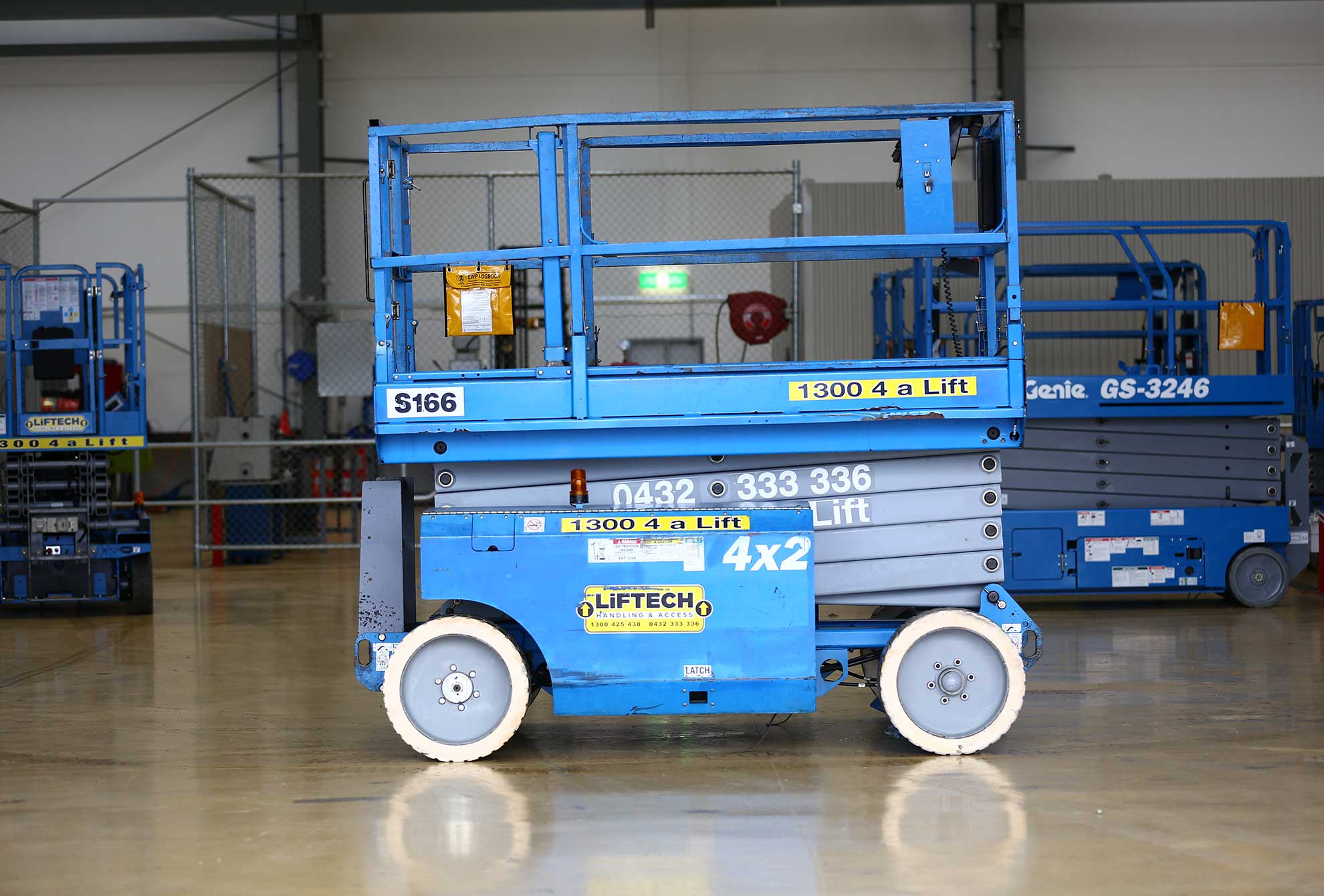 8 Metre Wide Deck Scissor Lift