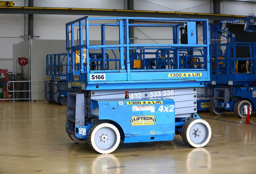 8 Metre Wide Deck Scissor Lift